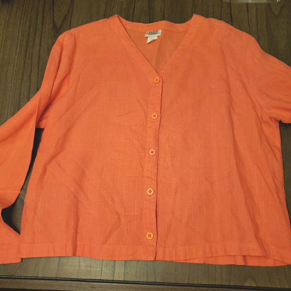 Eileen Fishrt 100% linen button v cut blouse